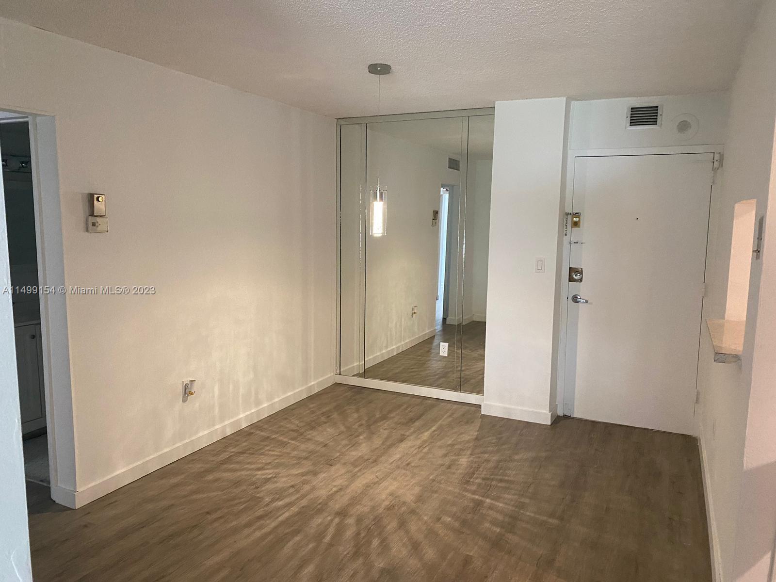 1470 NE 125th Ter # 210