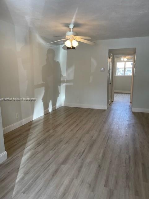 2000 NE 135th St # 203