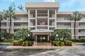 3051 S Palm Aire Dr Unit: 207