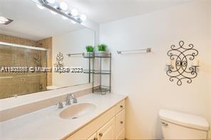 3051 S Palm Aire Dr Unit: 207
