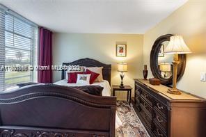 3051 S Palm Aire Dr Unit: 207