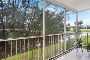 3051 S Palm Aire Dr Unit: 207
