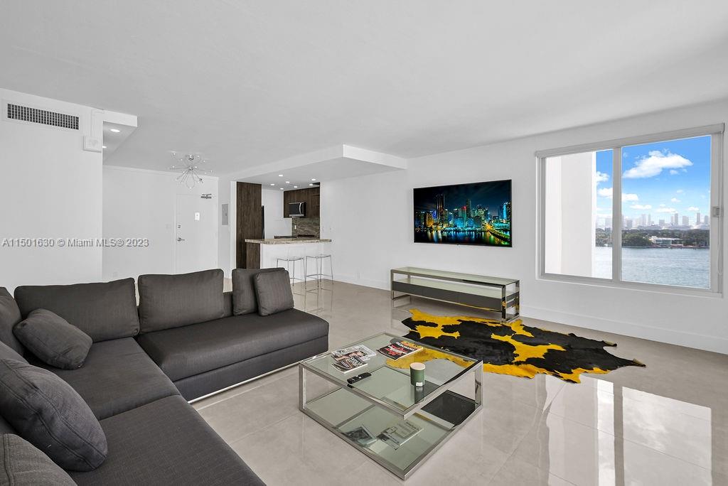 1000 West Ave # 1124