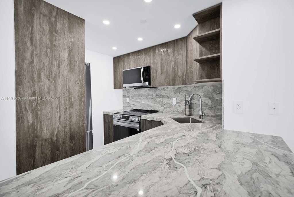 1000 West Ave # 1124