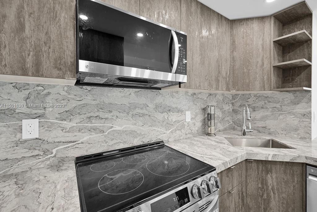 1000 West Ave # 1124