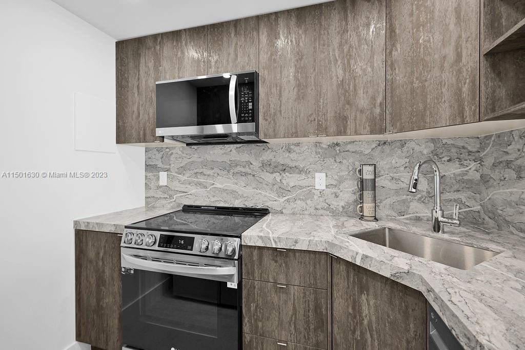 1000 West Ave # 1124