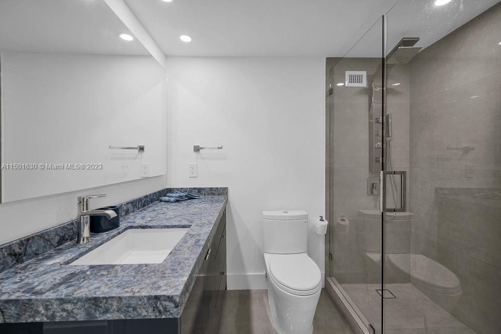 1000 West Ave # 1124