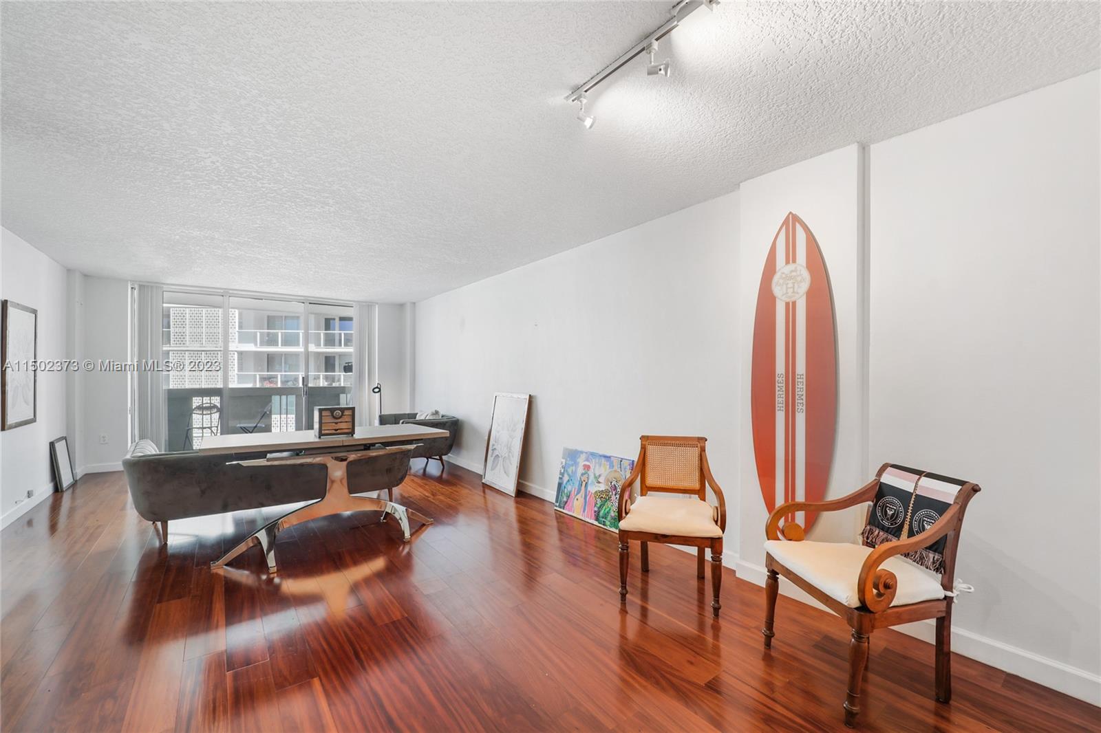 800 West Ave # 940