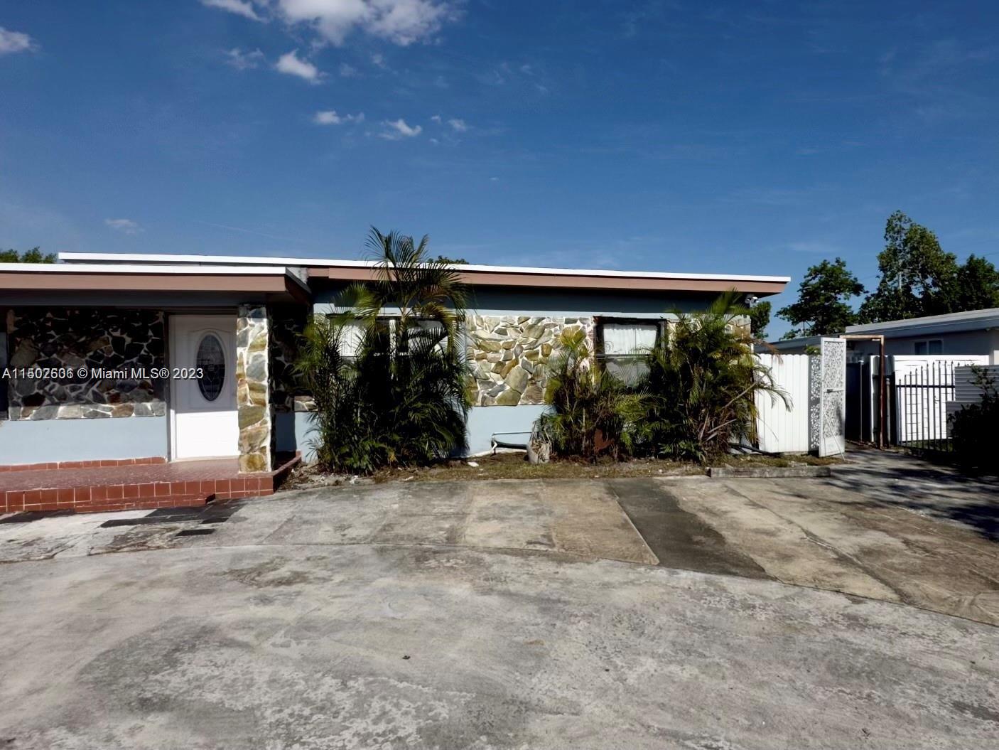 341 NW 61st Ave # 2
