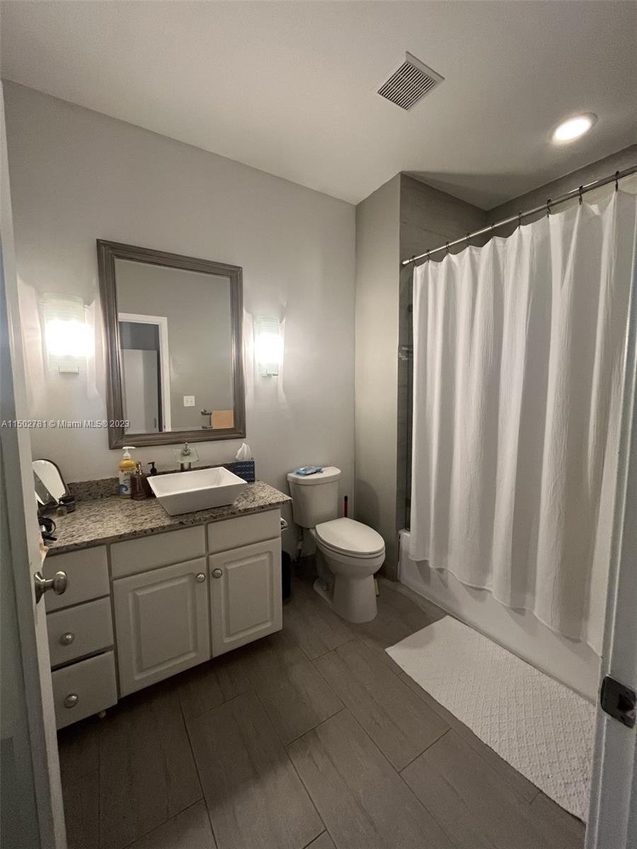 2001 Biscayne Blvd # 3506