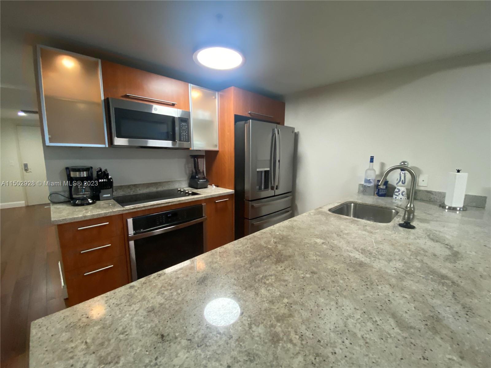 185 SW 7 ST # 2403