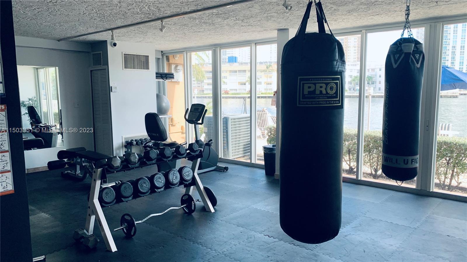 121 Golden Isles Dr # 104