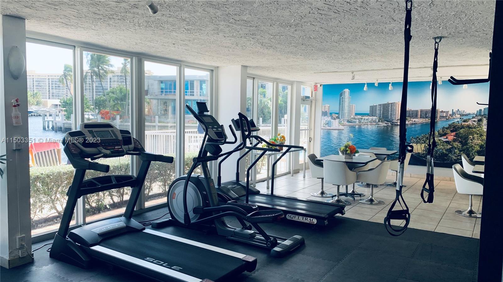 121 Golden Isles Dr # 104