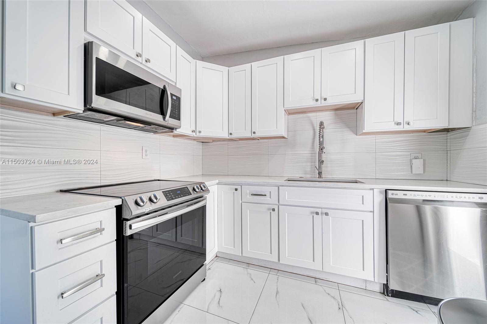 - SW 122nd Pl