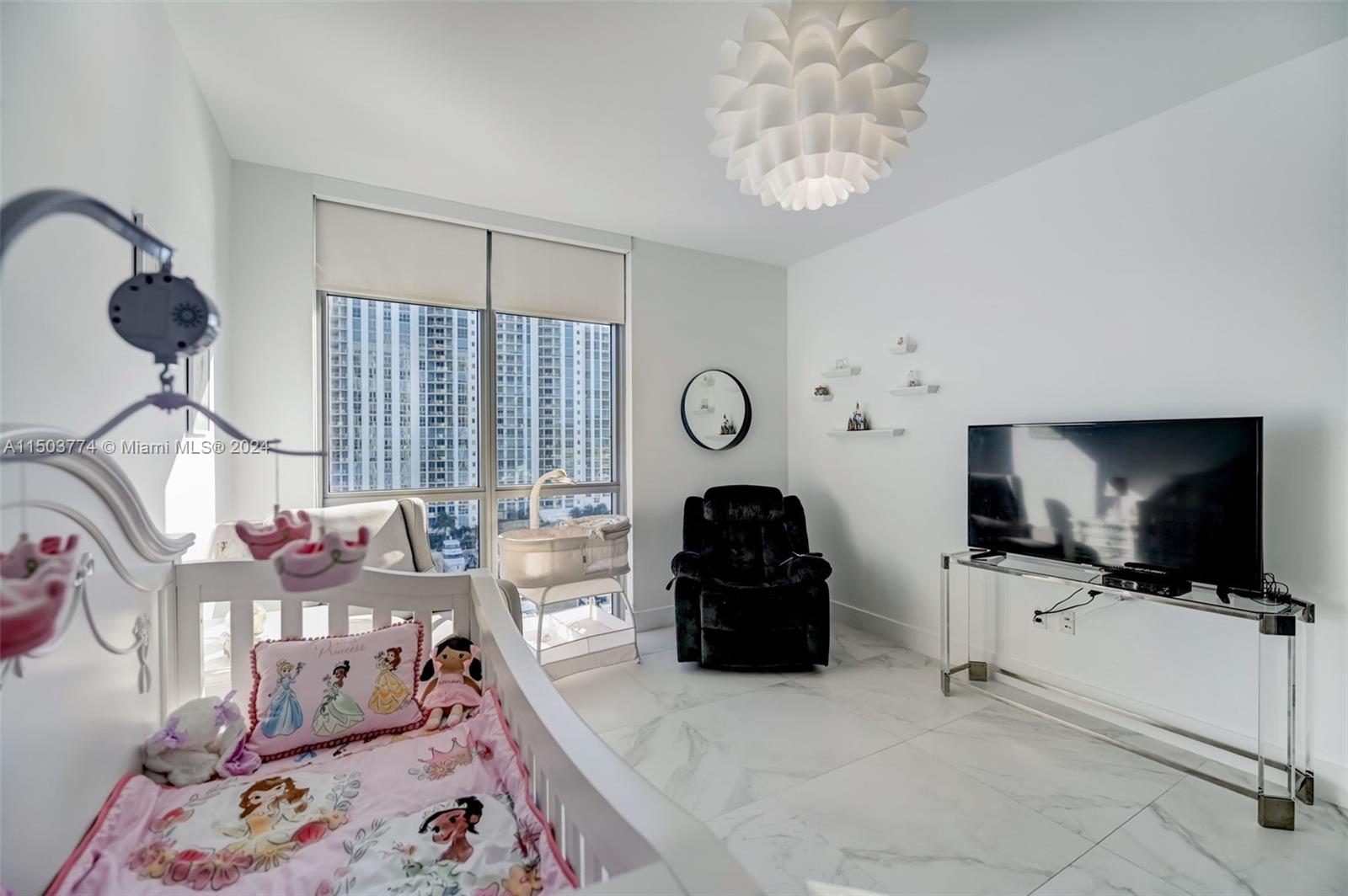 17301 Biscayne Blvd Unit: 909