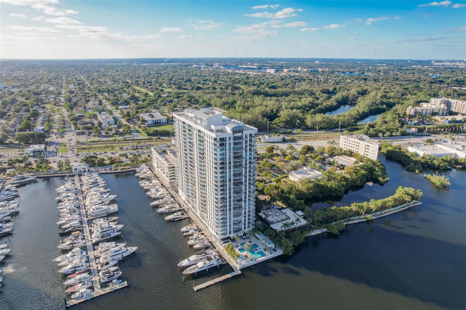17301 Biscayne Blvd Unit: 909