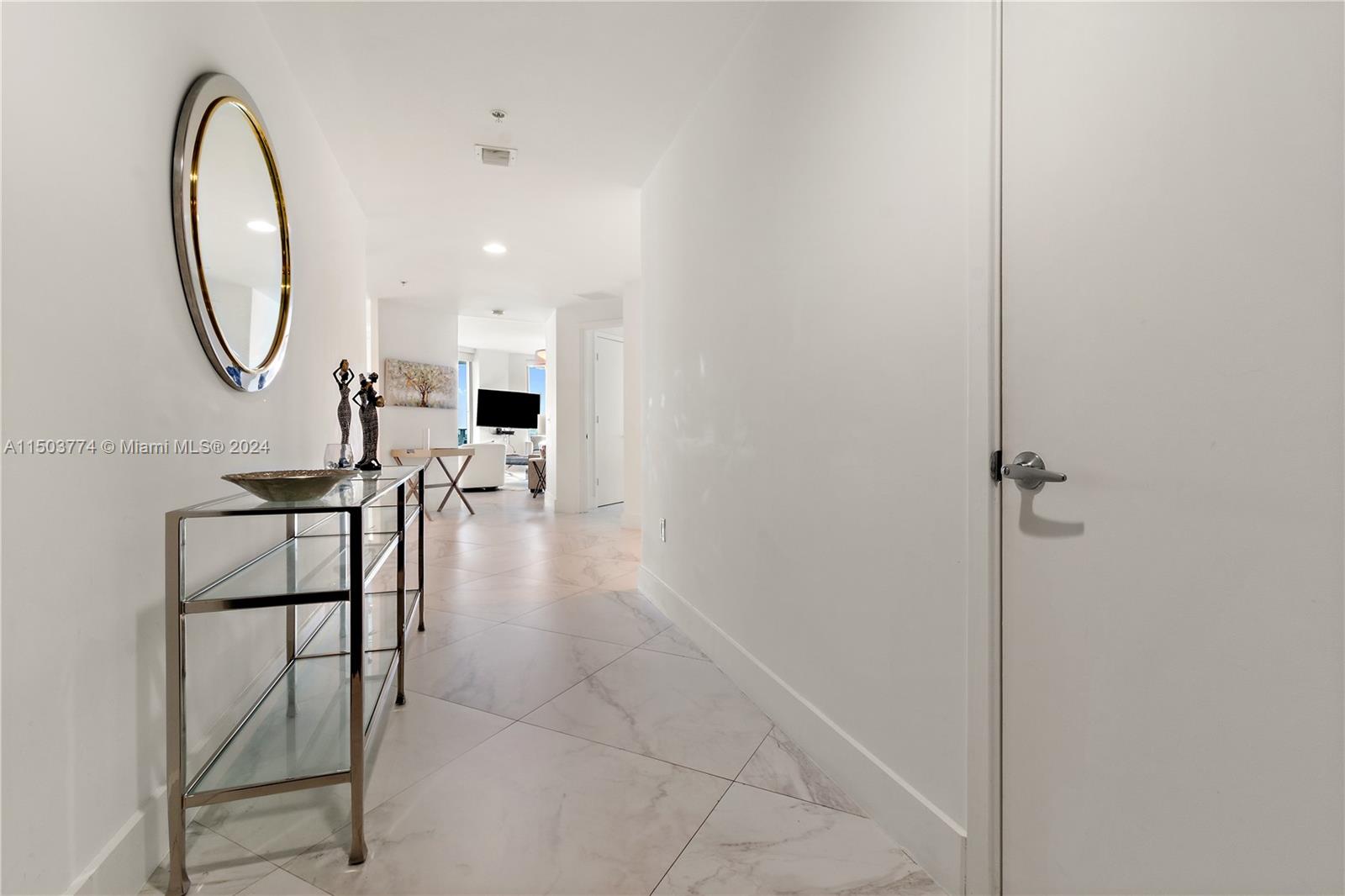 17301 Biscayne Blvd Unit: 909