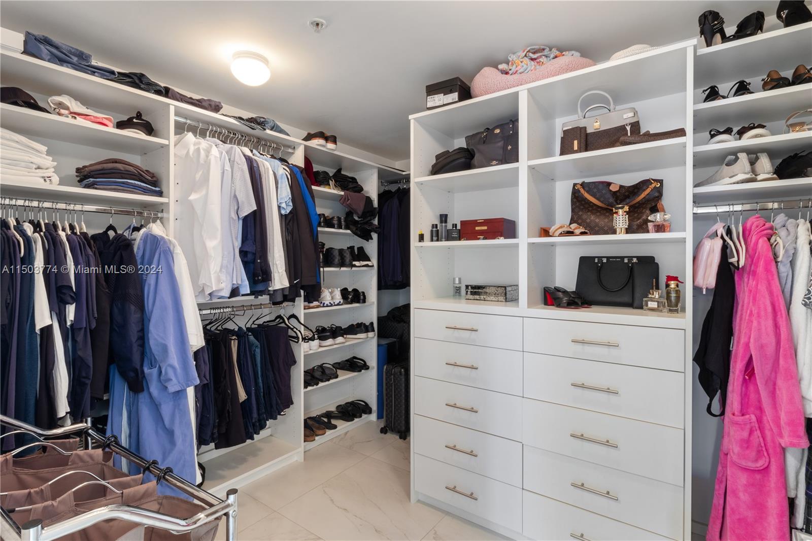 17301 Biscayne Blvd Unit: 909