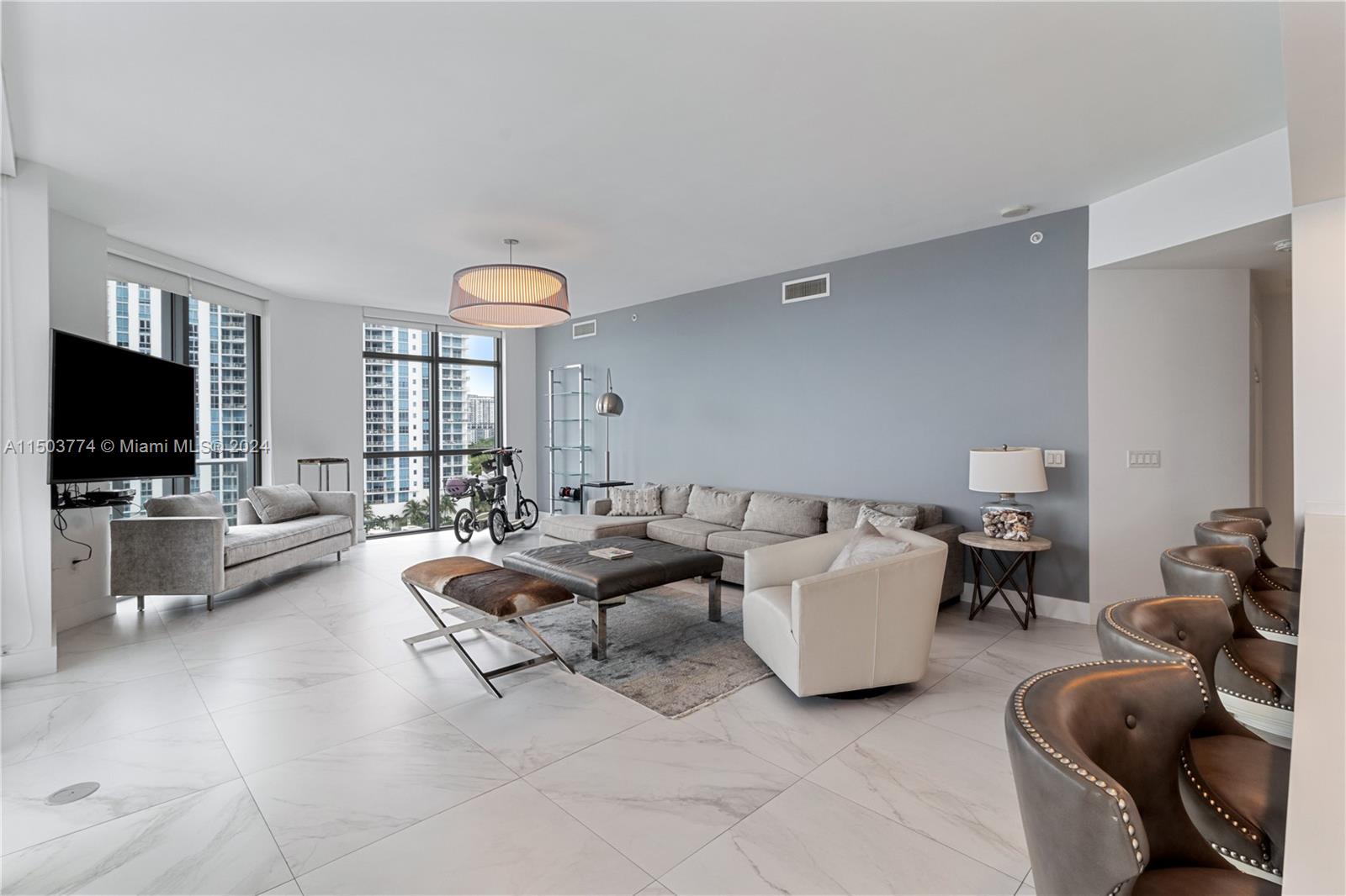 17301 Biscayne Blvd Unit: 909