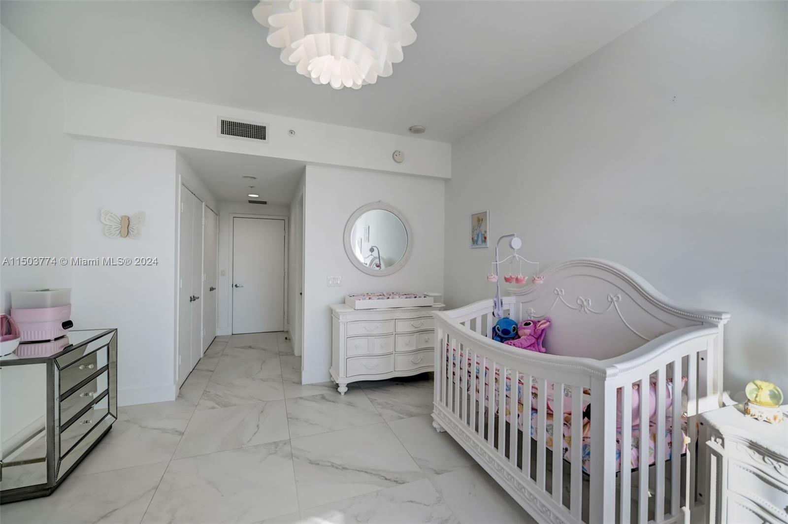 17301 Biscayne Blvd Unit: 909