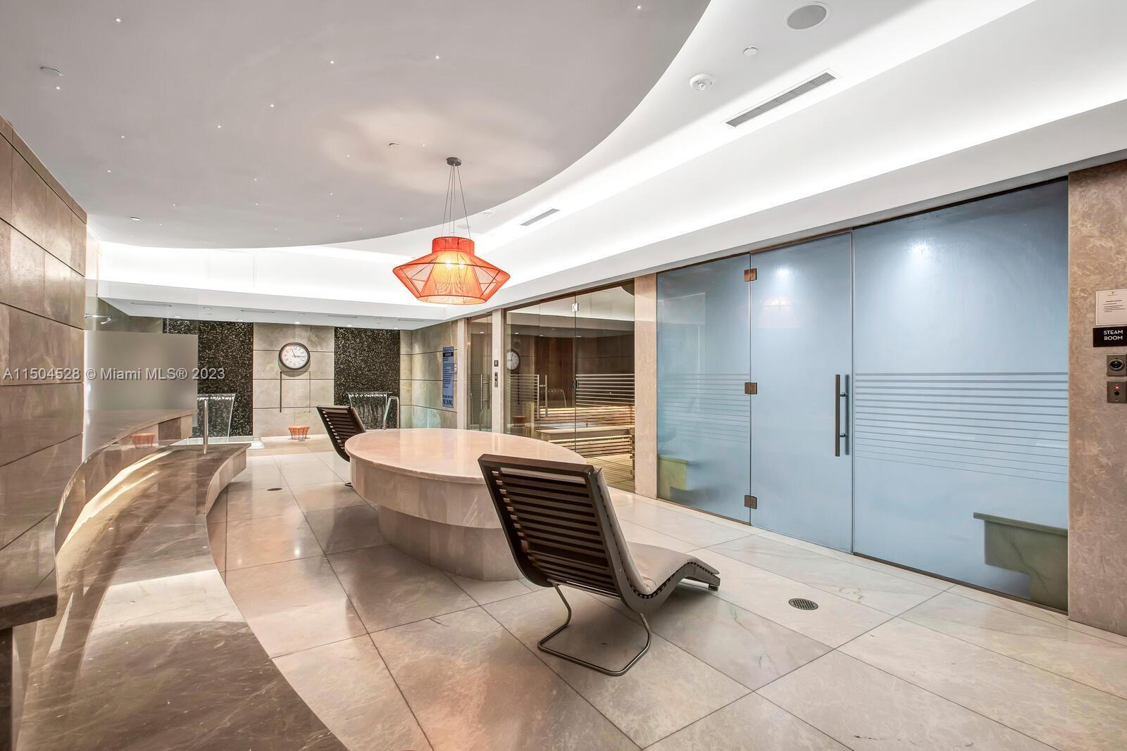 1010 Brickell Ave # 2709