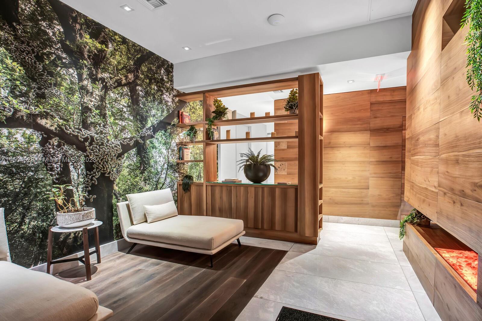 1010 Brickell Ave # 2709