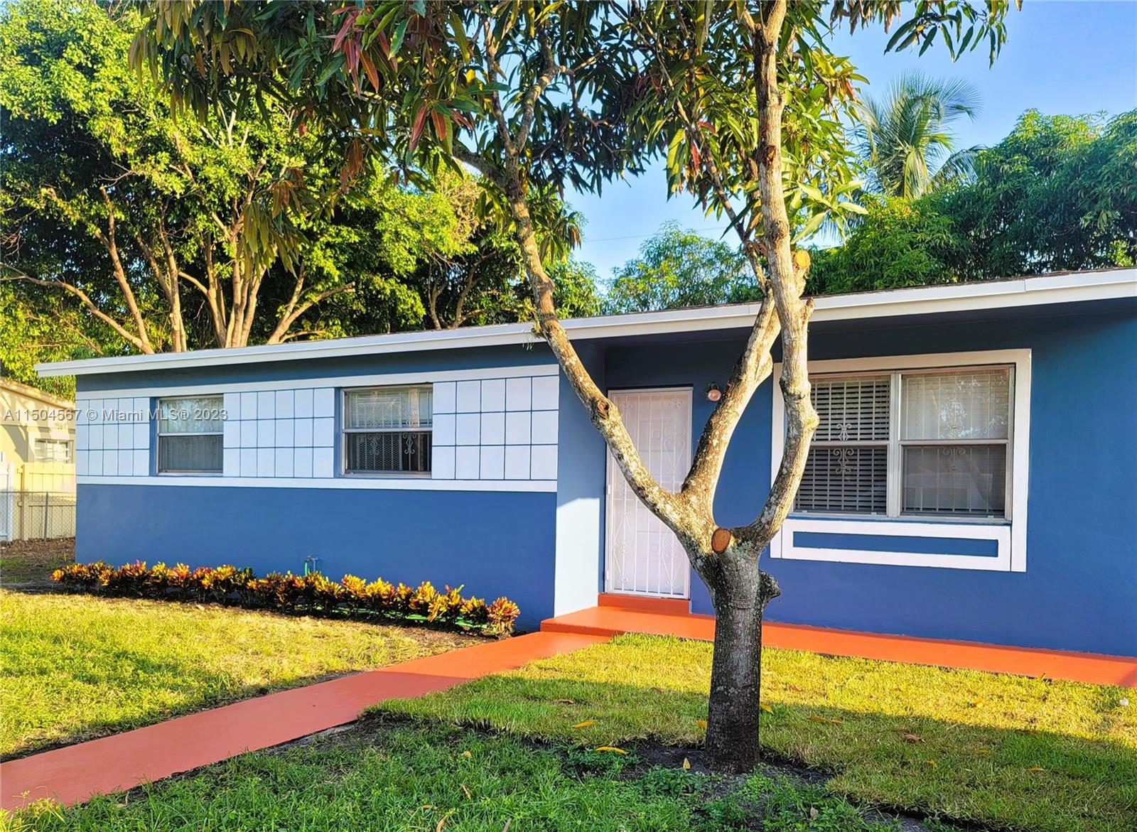 3600 NW 211th St