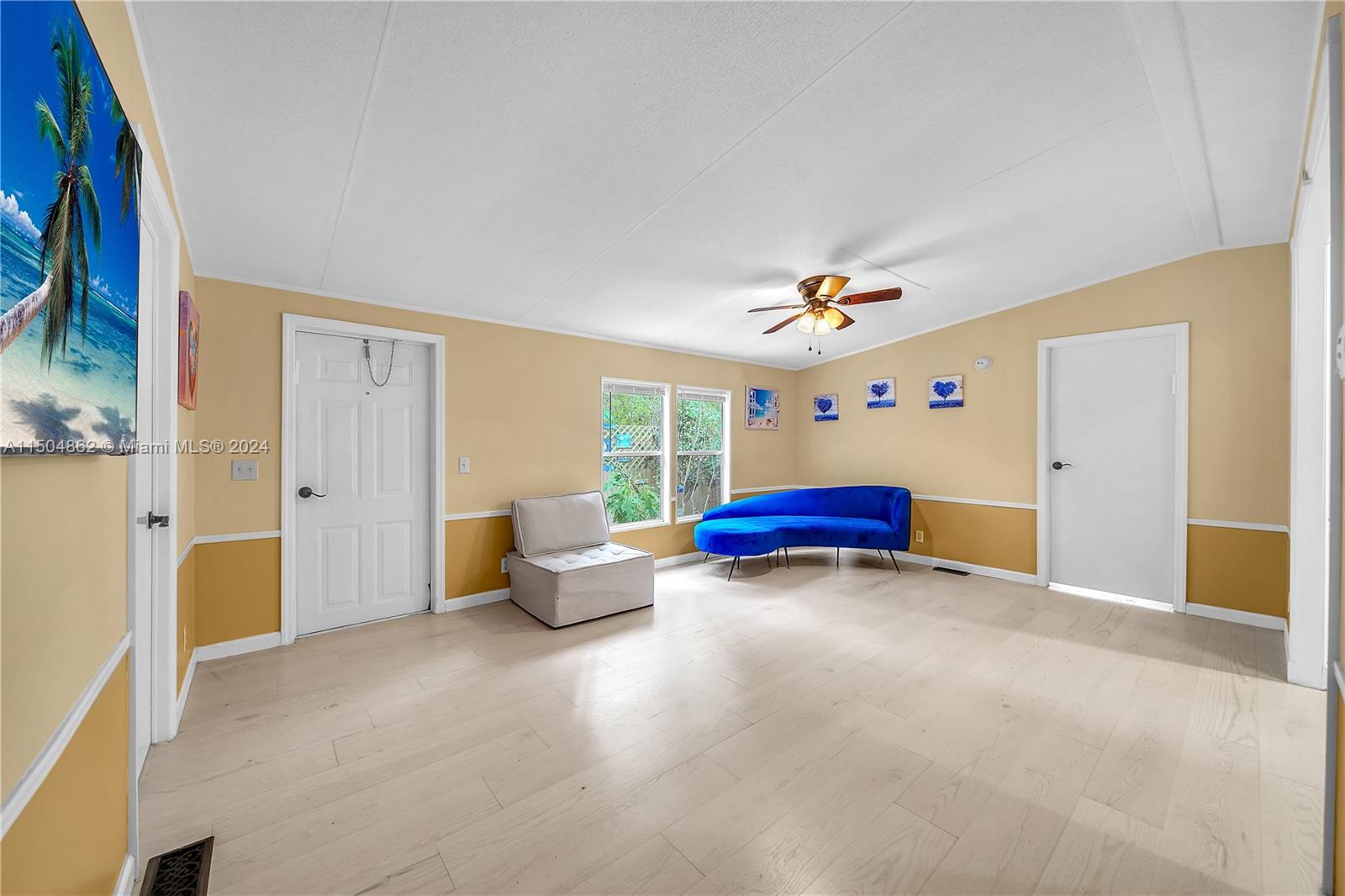 9 Norwood Ave