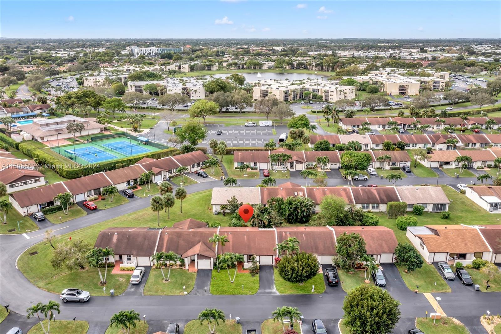 15619 Bottlebrush Cir