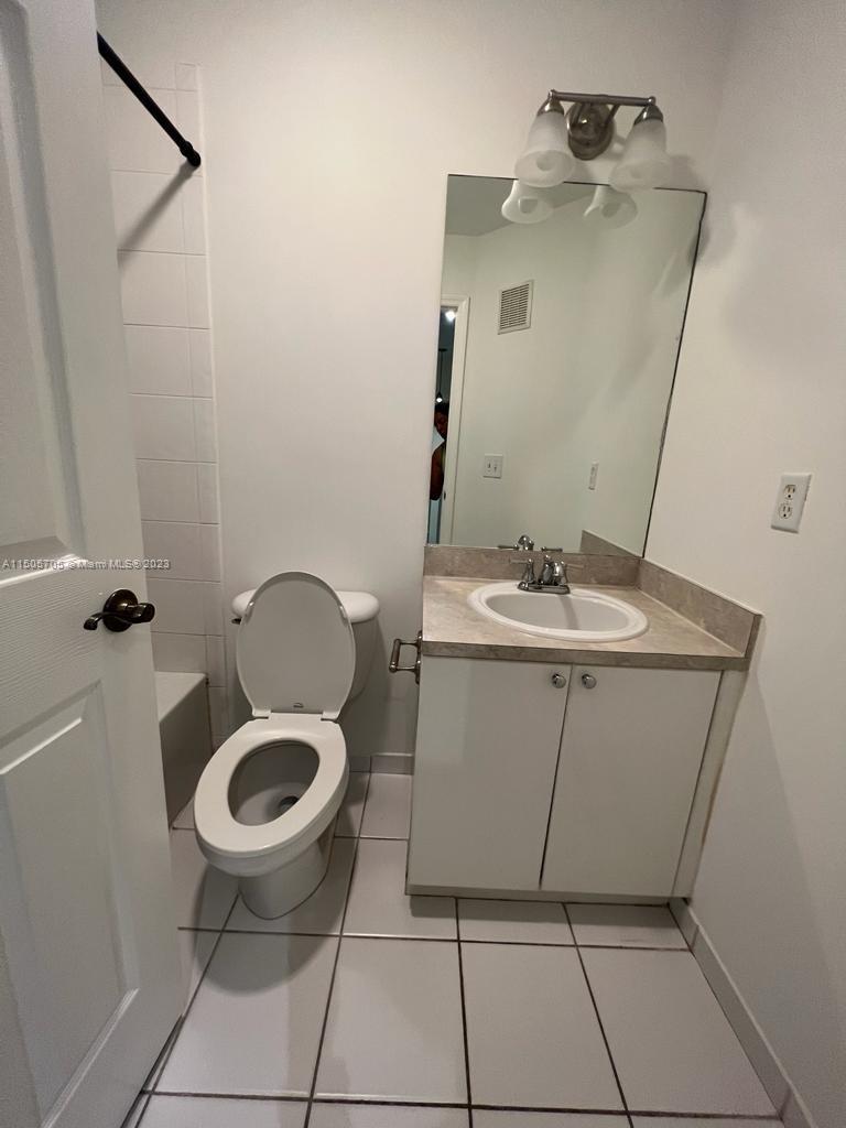 2227 SE 23rd Ter # 2227