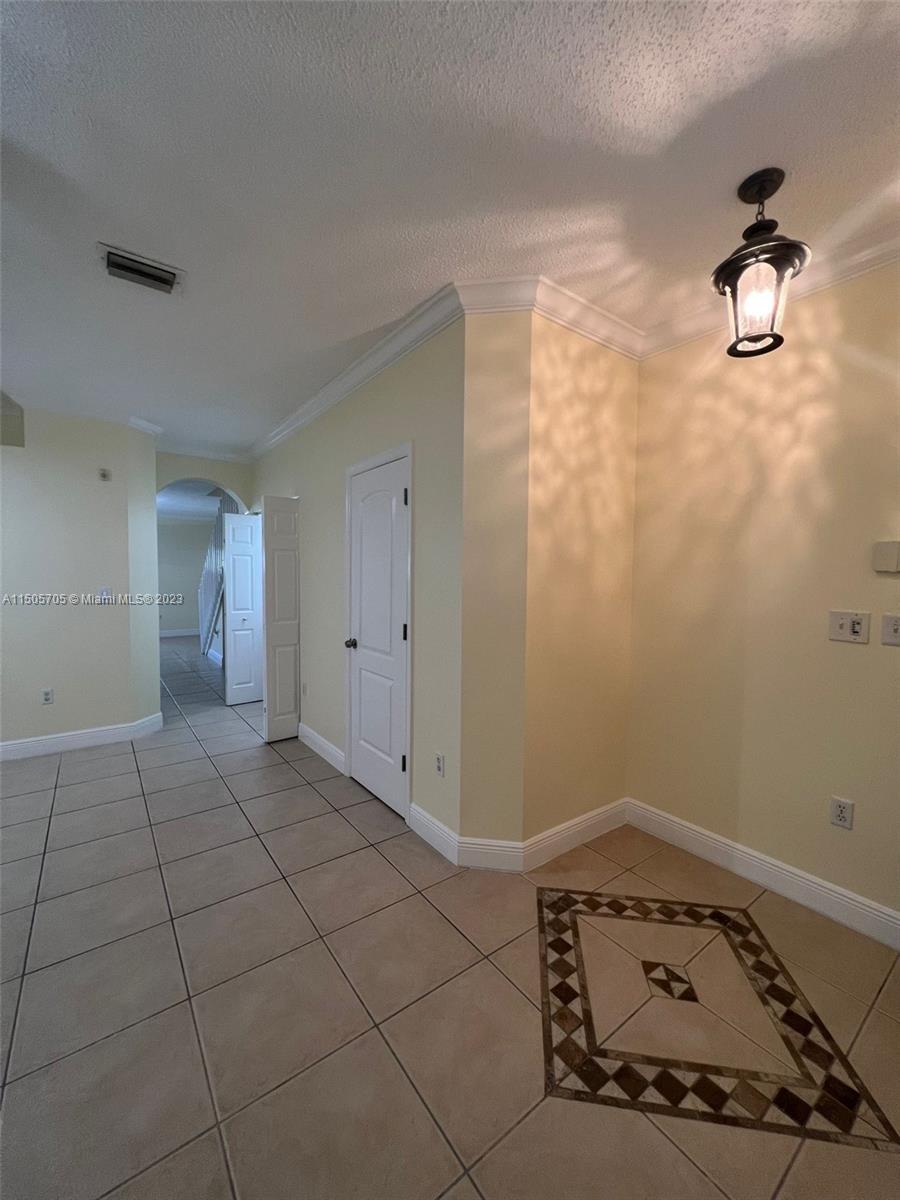 2227 SE 23rd Ter # 2227