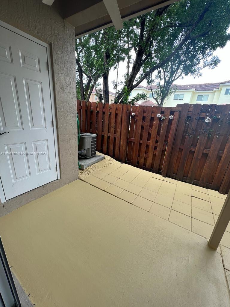 2227 SE 23rd Ter # 2227