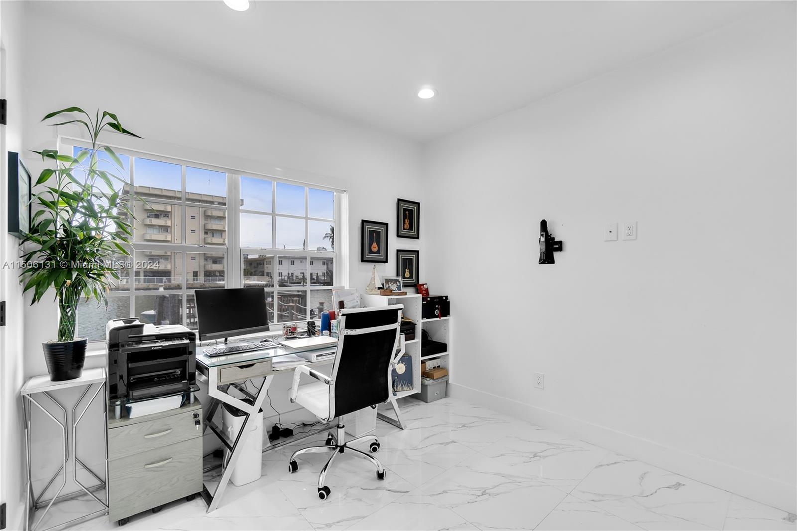 8401 Crespi Blvd # 1