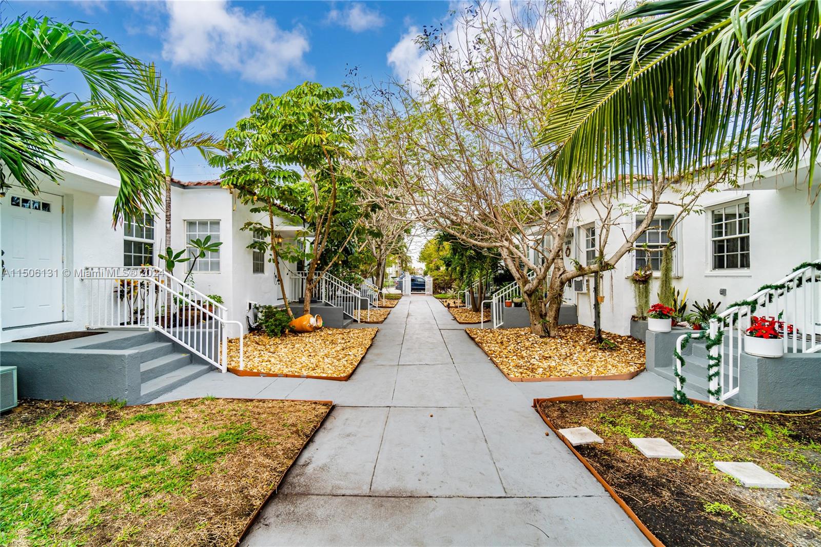 8401 Crespi Blvd # 1