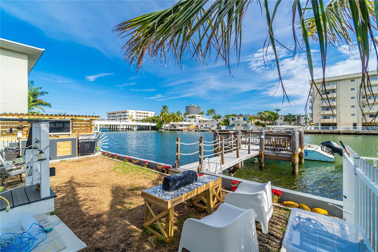 8401 Crespi Blvd # 1