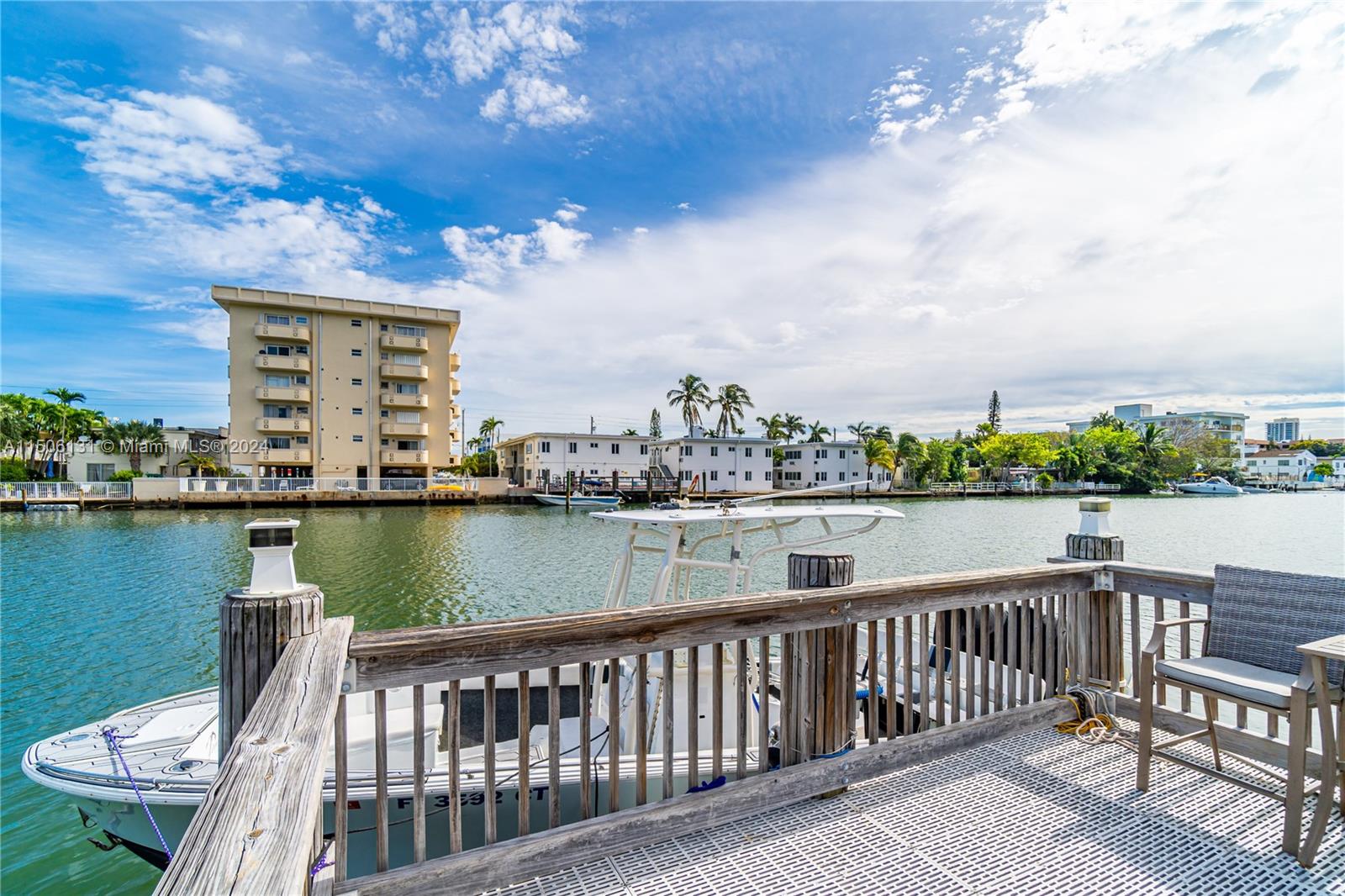 8401 Crespi Blvd # 1