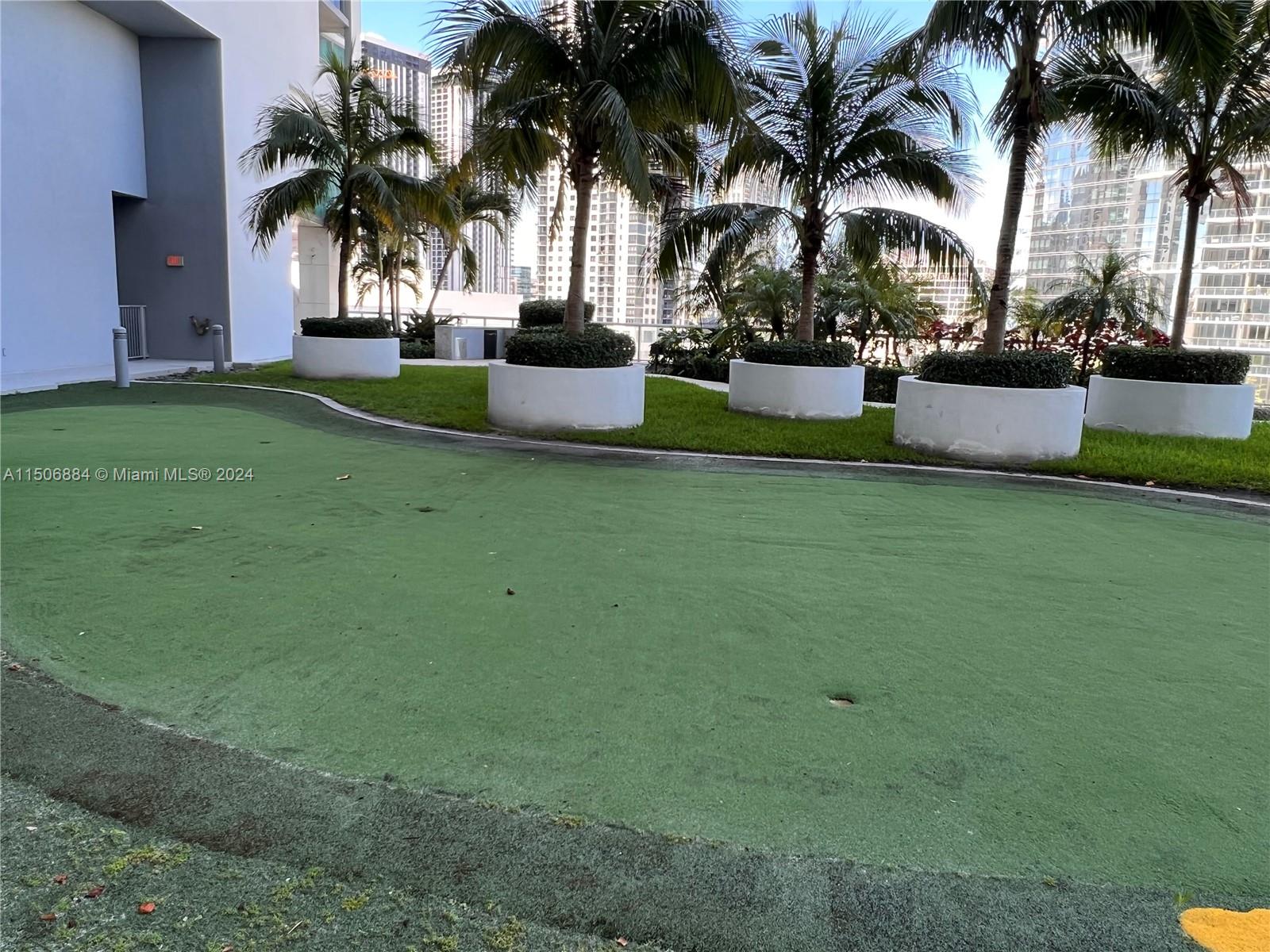 888 Biscayne Blvd # 3001