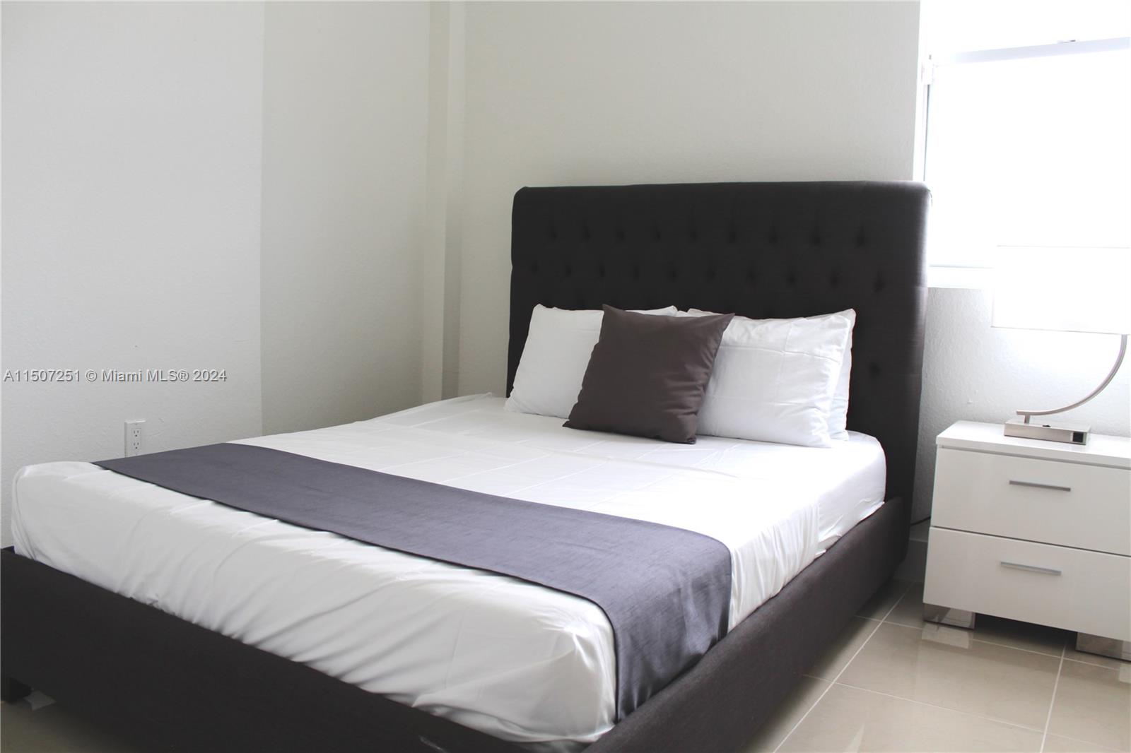 971 W Flagler St # 15