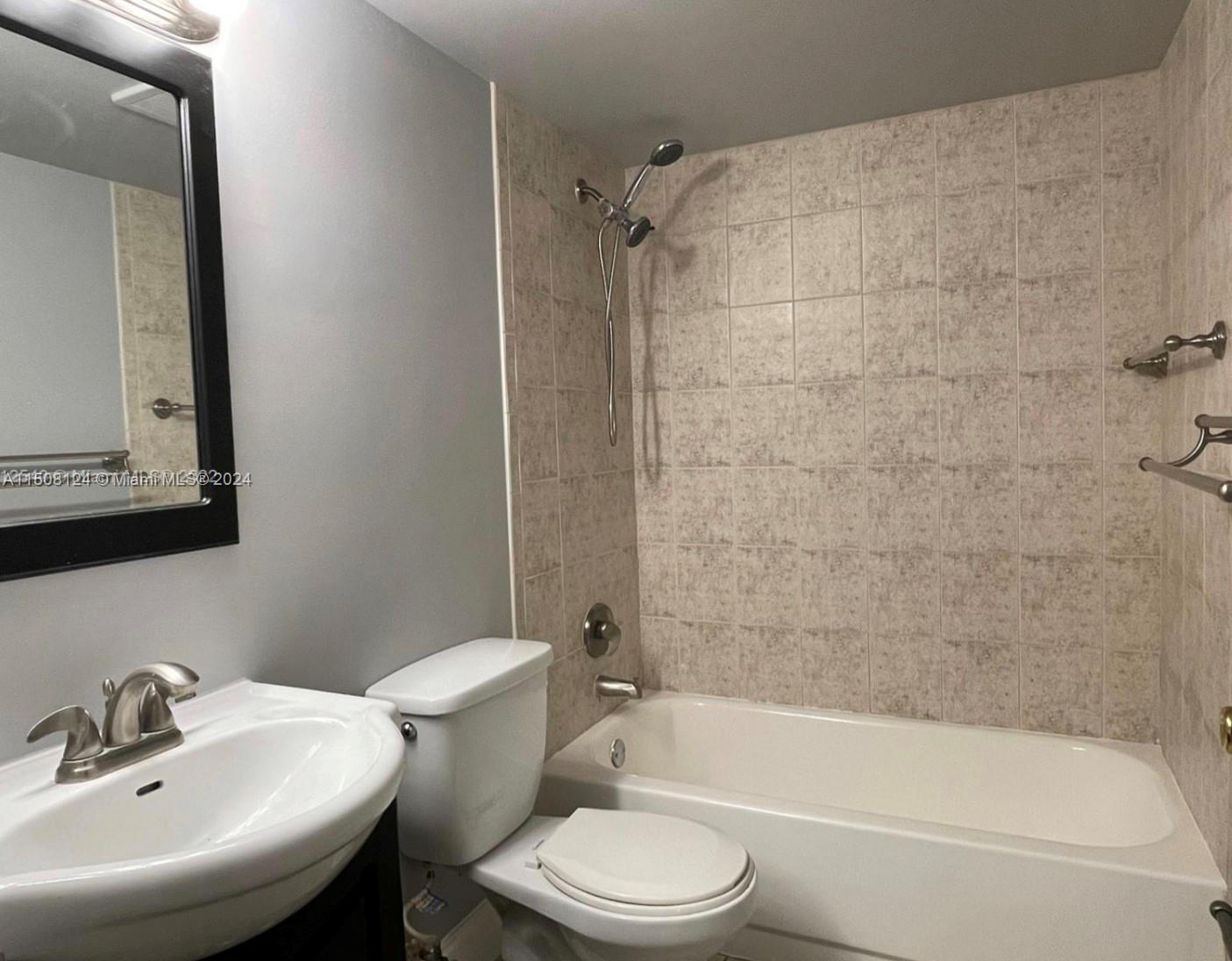 5200 NW 31st Ave # 165