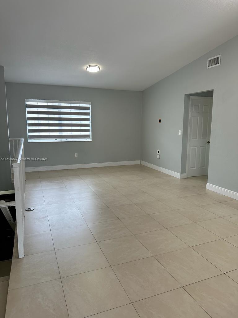 7040 NW 173rd Dr # 1706