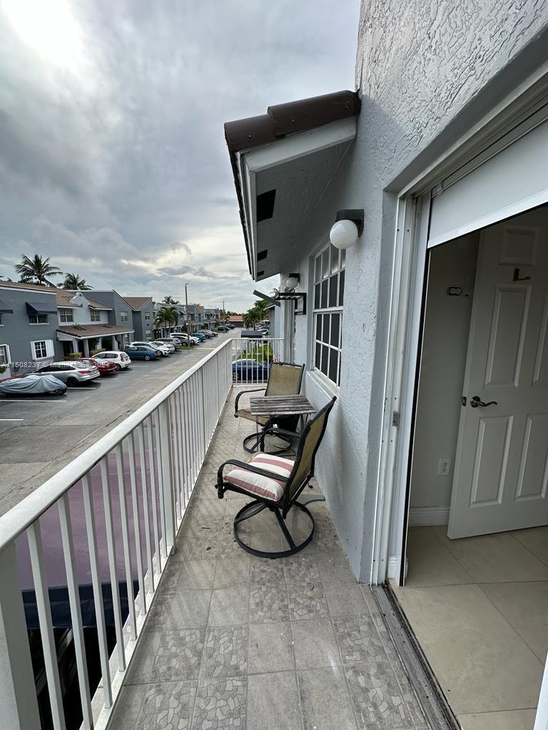 7040 NW 173rd Dr # 1706