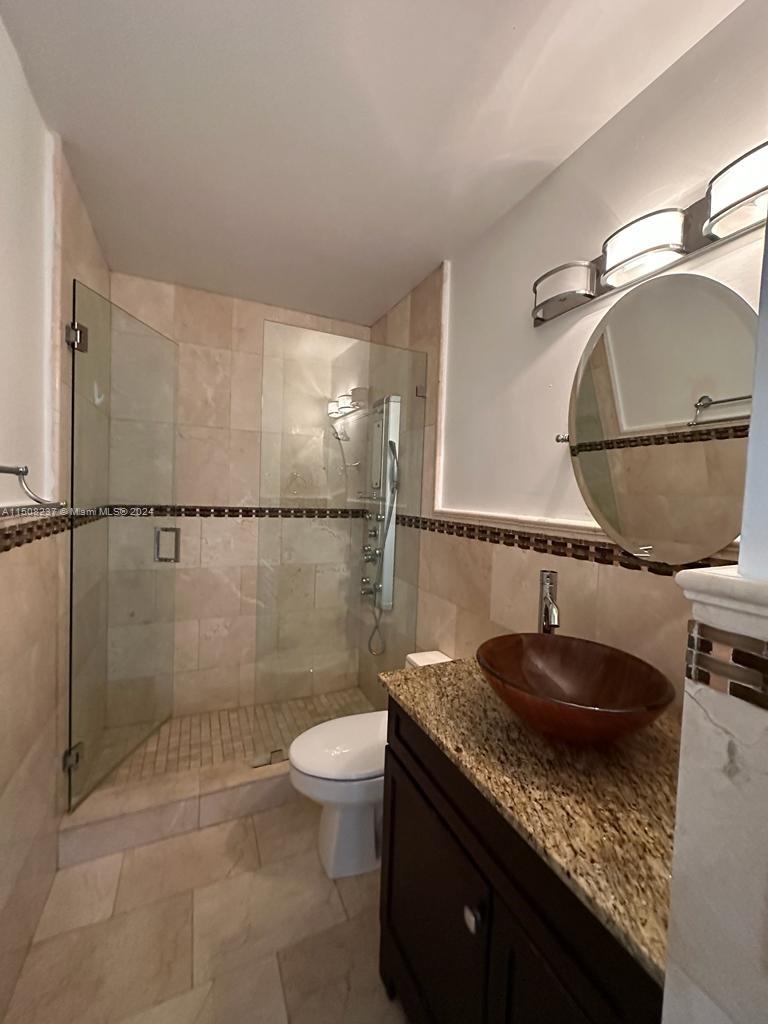 7040 NW 173rd Dr # 1706