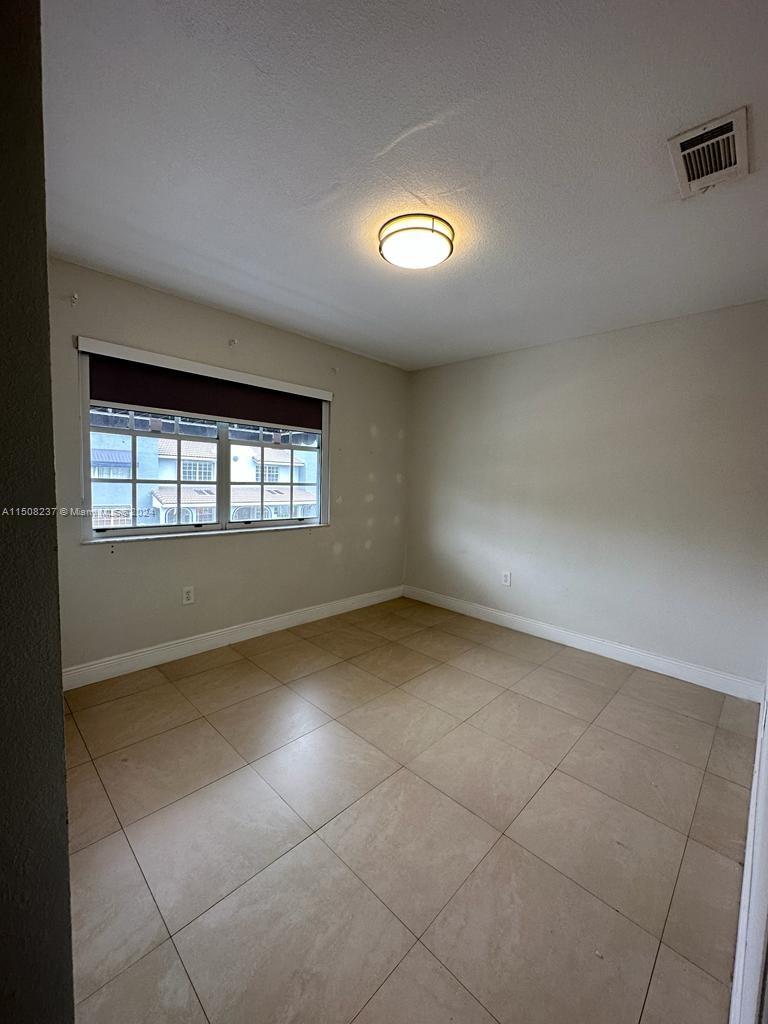 7040 NW 173rd Dr # 1706