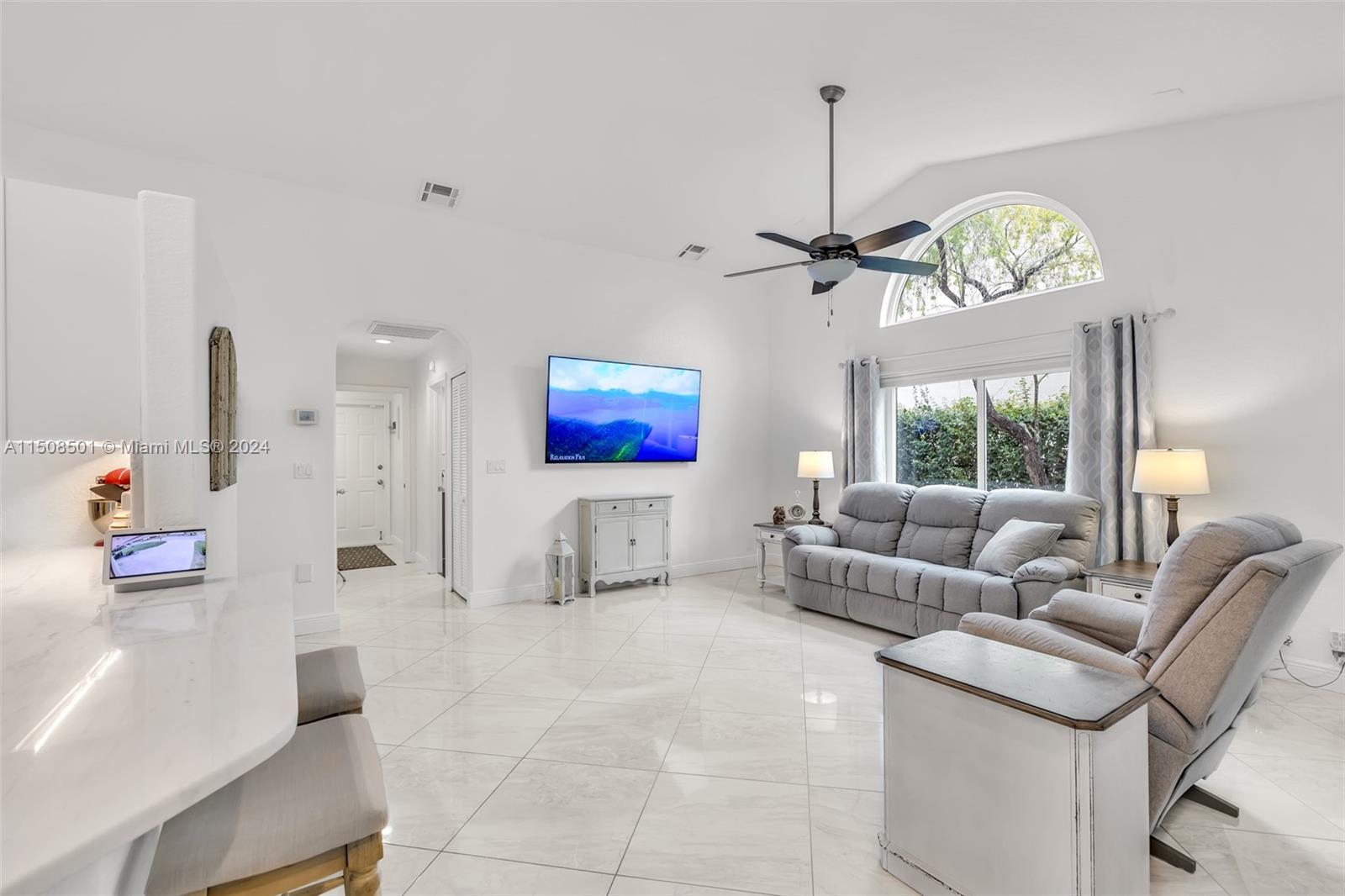 10328 NW 50th Ct