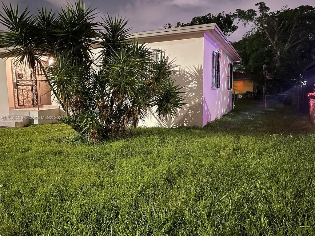 2921 NW 21st Ave # 0