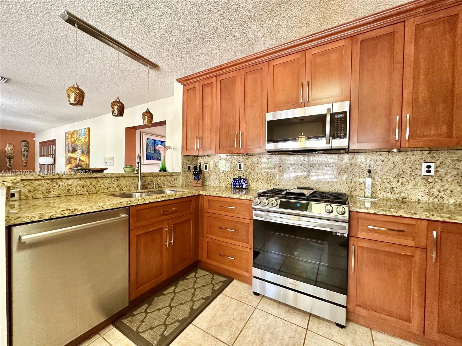 15785 SW 90th Ter