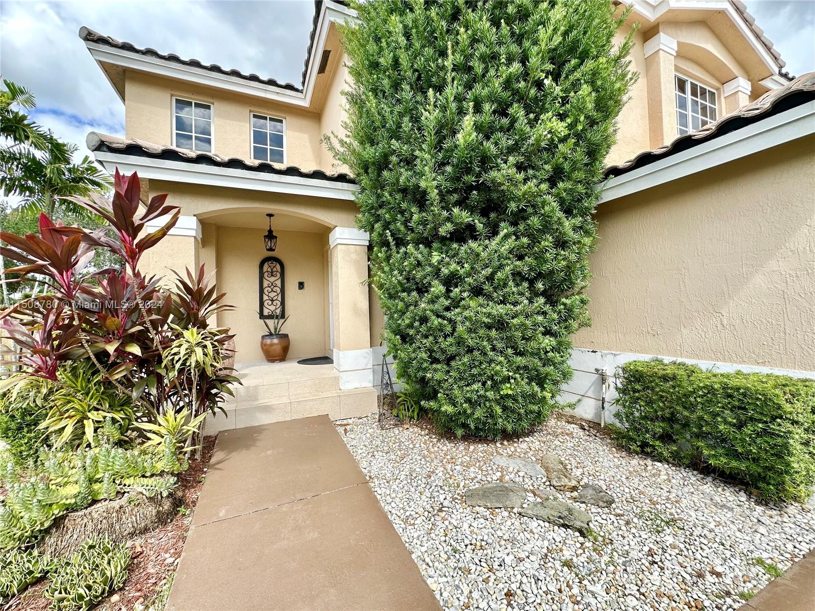 15785 SW 90th Ter