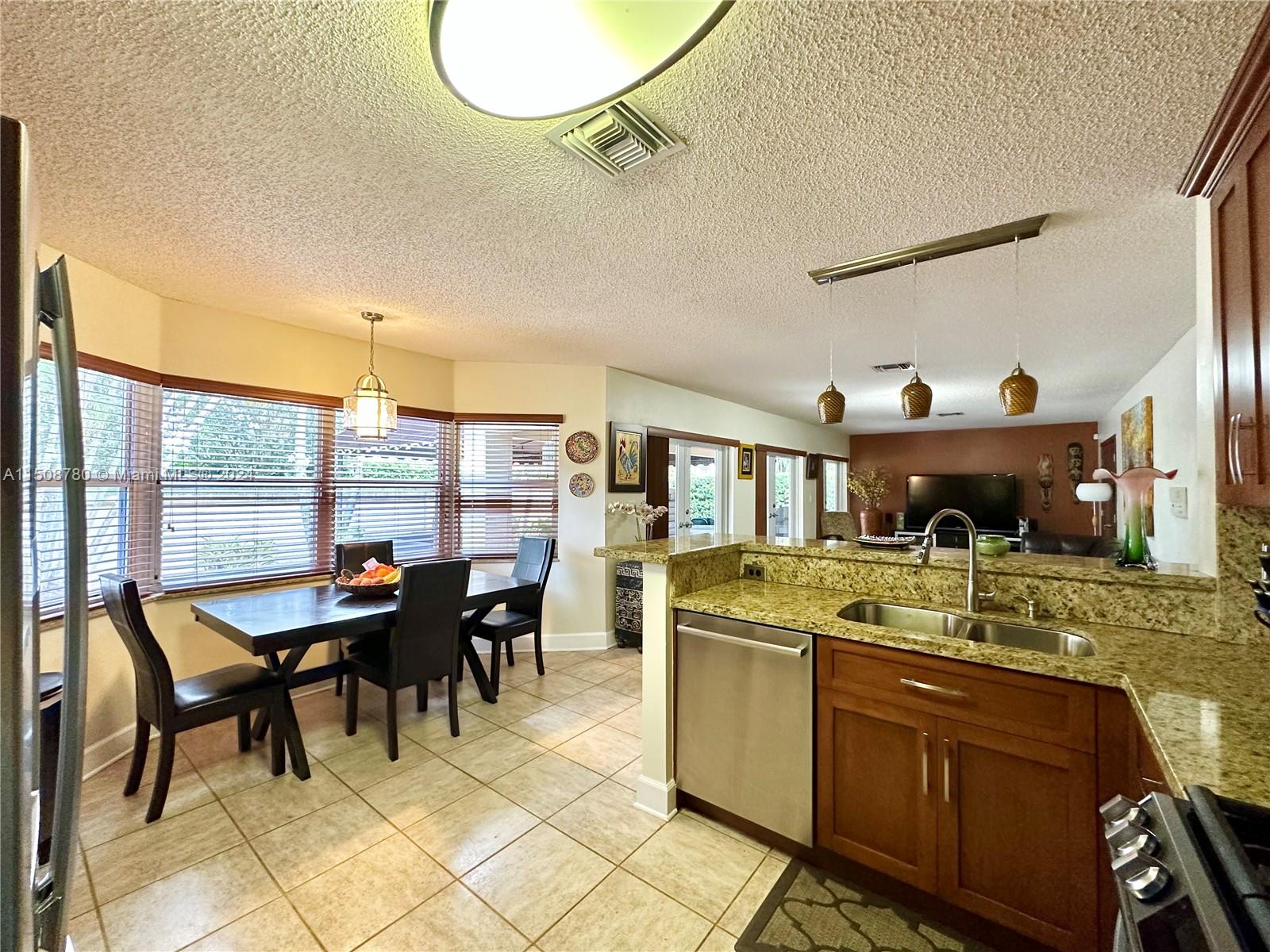 15785 SW 90th Ter