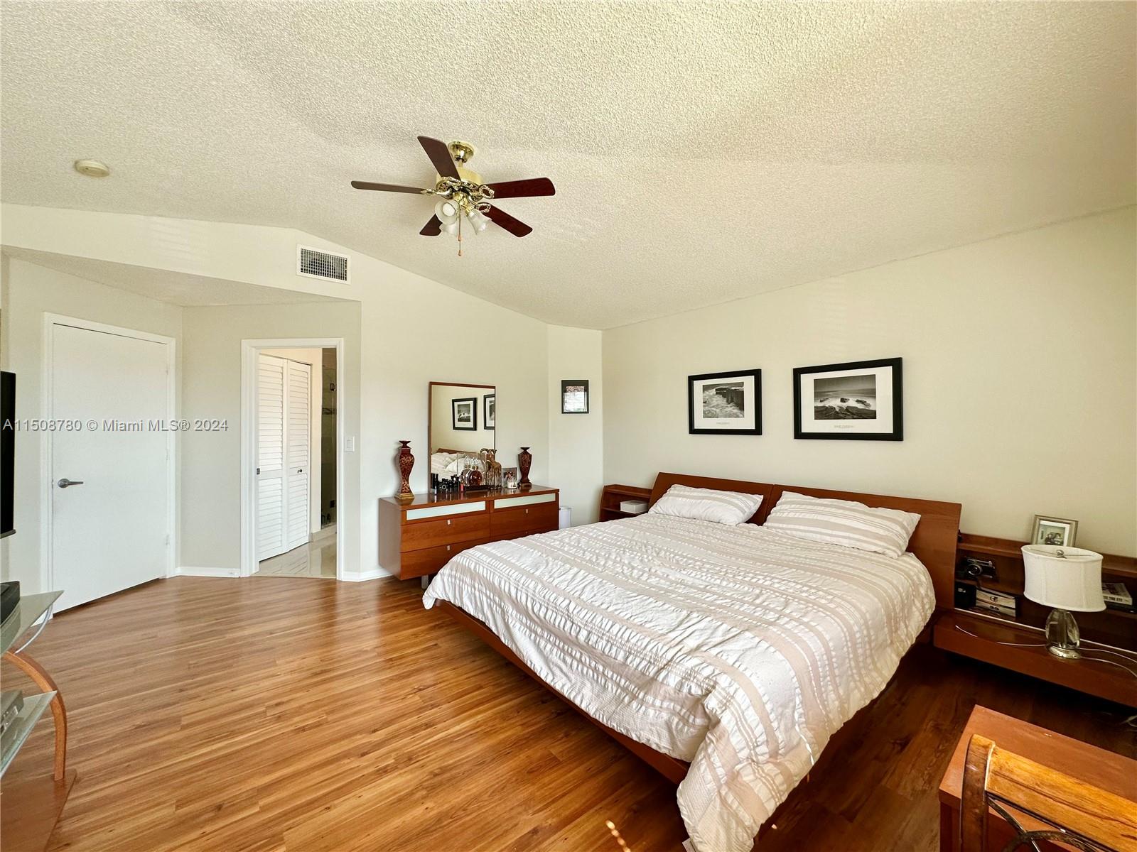 15785 SW 90th Ter