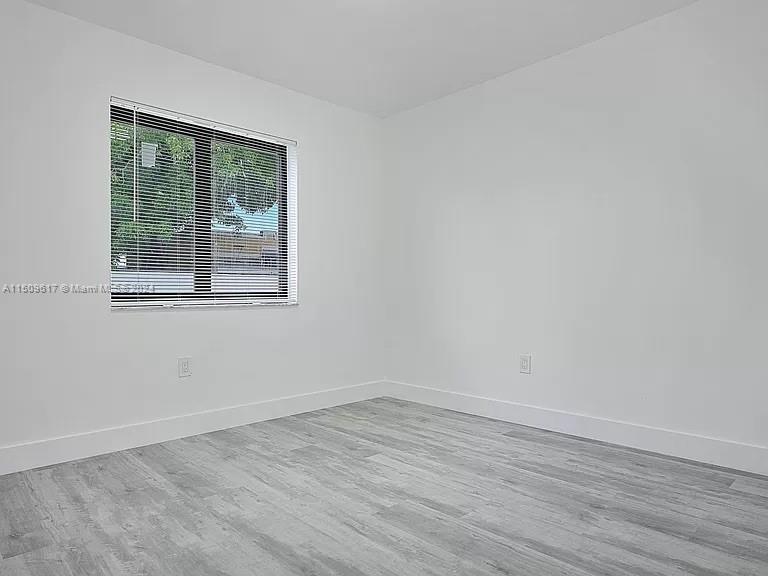 3417 NW 22nd Ave # 11